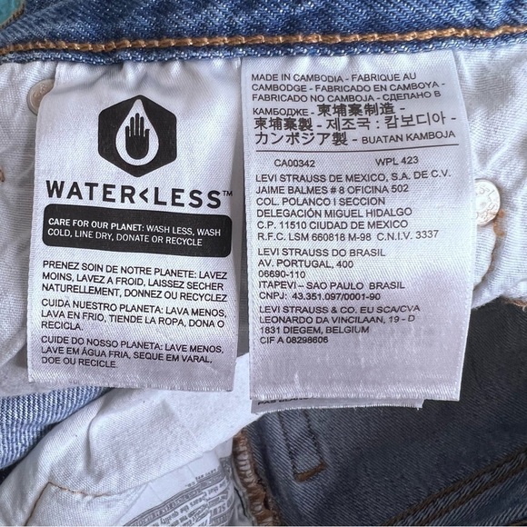 Levi’s 501 Cut off Shorts Size 25 100% Cotton Raw Hem Button Fly Clasic Festival - Picture 12 of 14